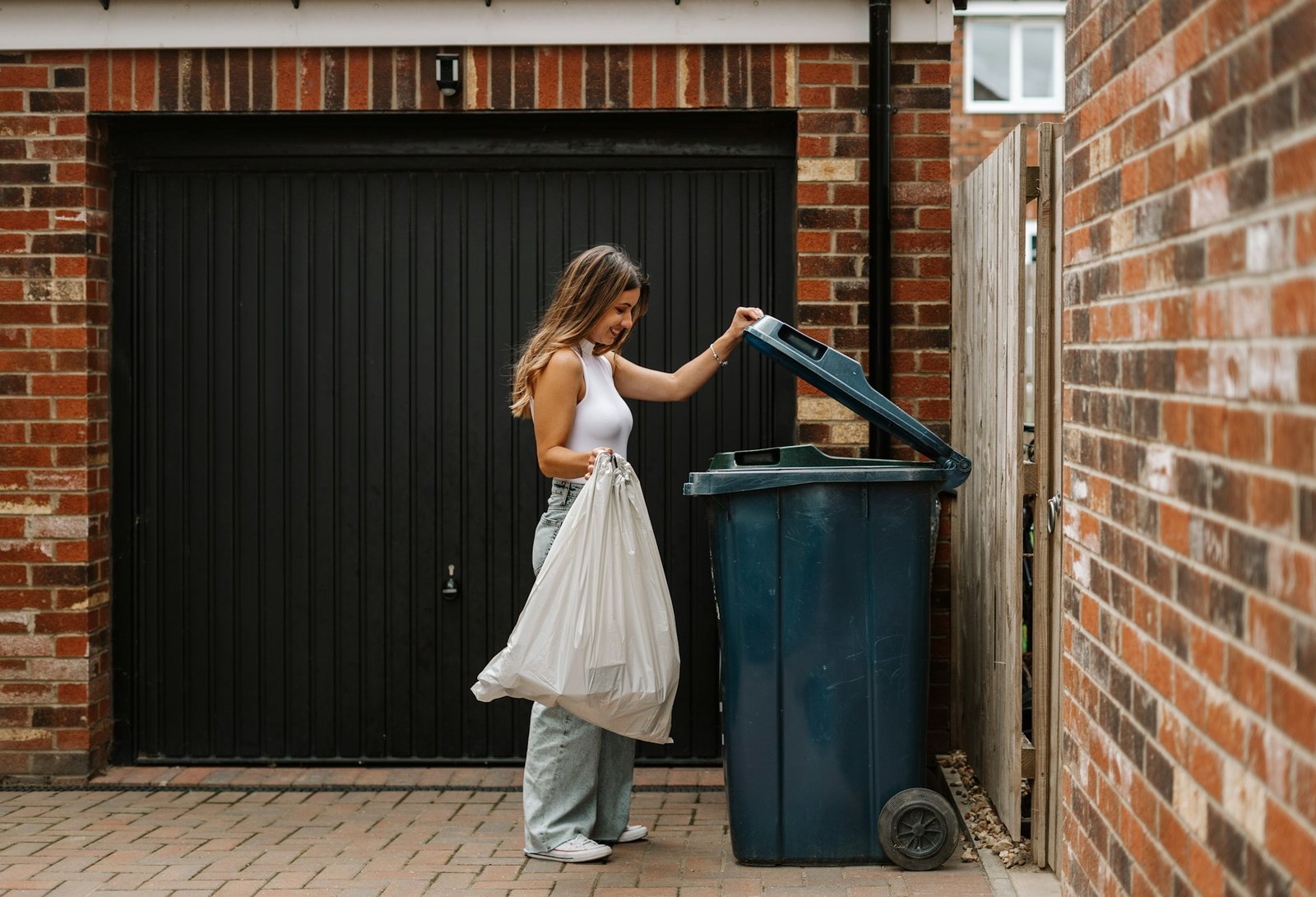 Why Winter Is a Good Time to Declutter Your Garage in Billerica
